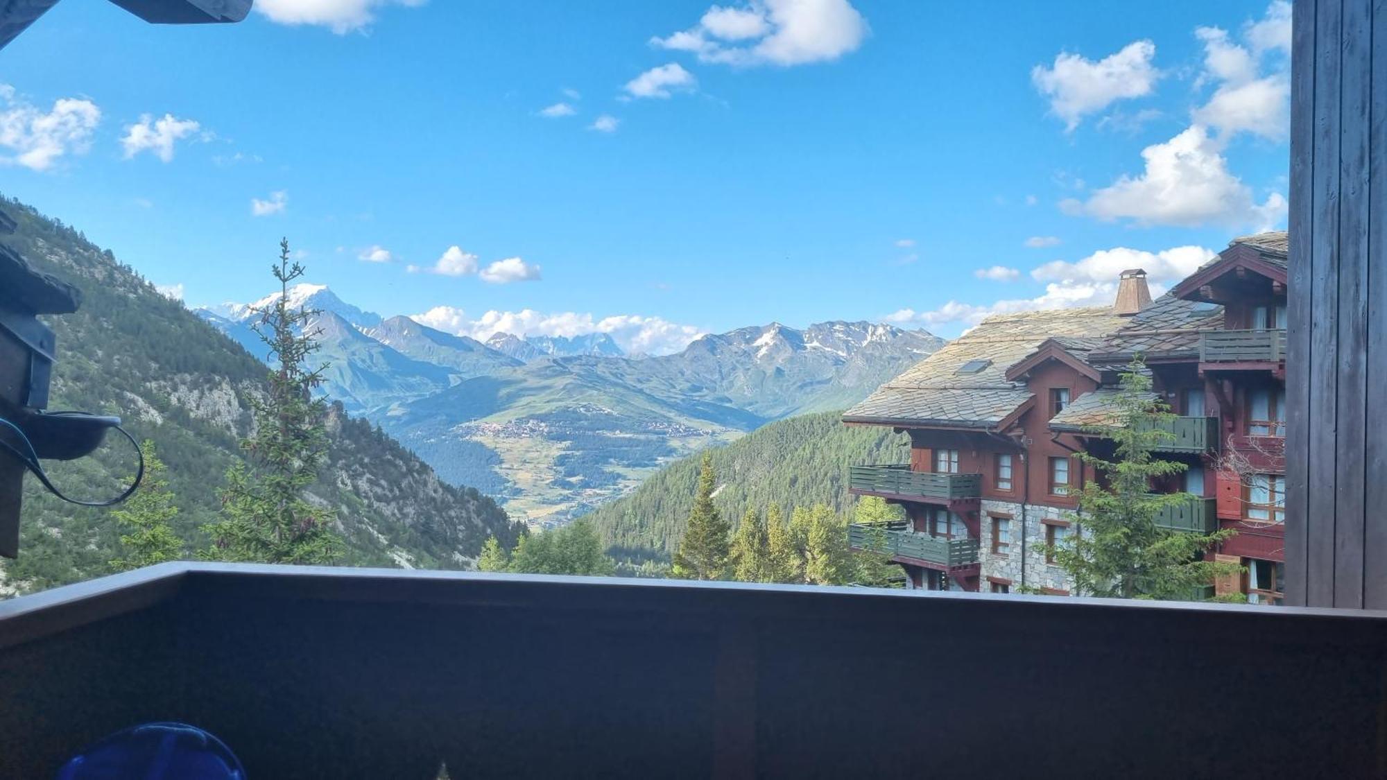 Arcs 1950 Appartement Luxe Type Chalet 5 A 7 Personnes Vue Imprenable Sur Le Montblanc Skis Aux Pieds Les Arcs  Exterior photo