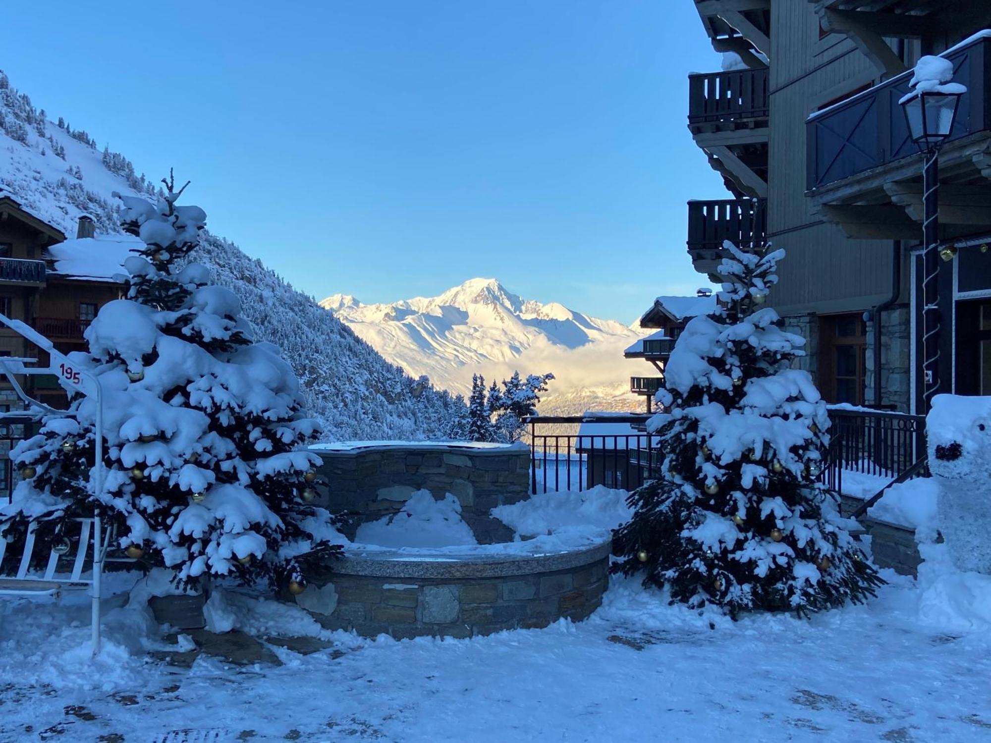 Arcs 1950 Appartement Luxe Type Chalet 5 A 7 Personnes Vue Imprenable Sur Le Montblanc Skis Aux Pieds Les Arcs  Exterior photo